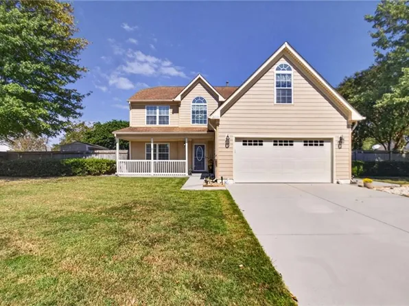 2613 Level Loop Rd, Virginia Beach, VA 23456