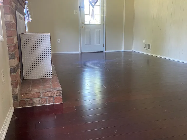 8523 Fairburn Dr — Photo 6