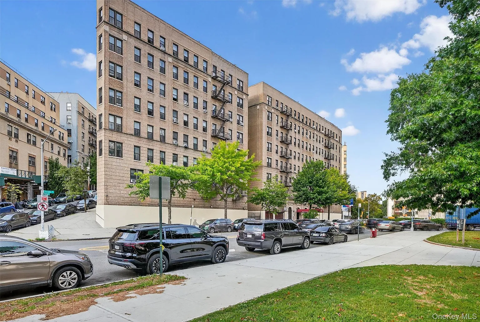 941 Jerome Avenue #12G photo 1