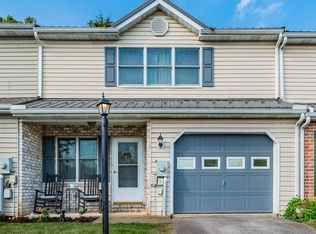 209 Baker And Russell Dr, Shippensburg, PA 17257