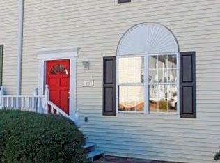 1057 19th St NE #1057, Hickory, NC 28601