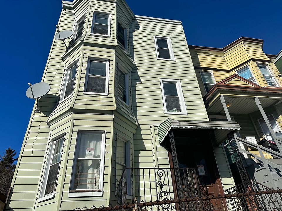 1st image of 169 Elm St #2