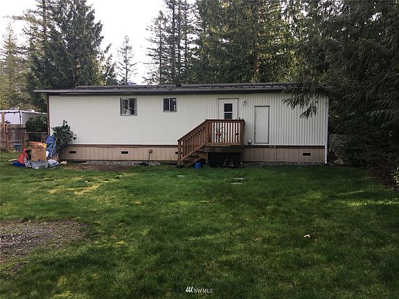 View of the back of the home