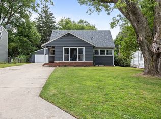 1502 Linden Ln, Des Moines, IA 50315