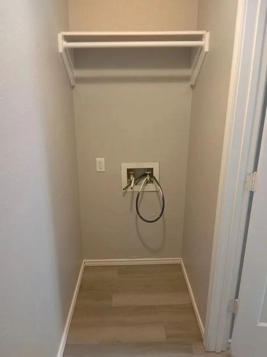 2720 Countryside Lane — Photo 1