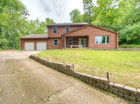 1652 Tanner Rd, Hebron, KY 41048