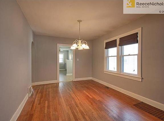 5th image of 39 W 74th St