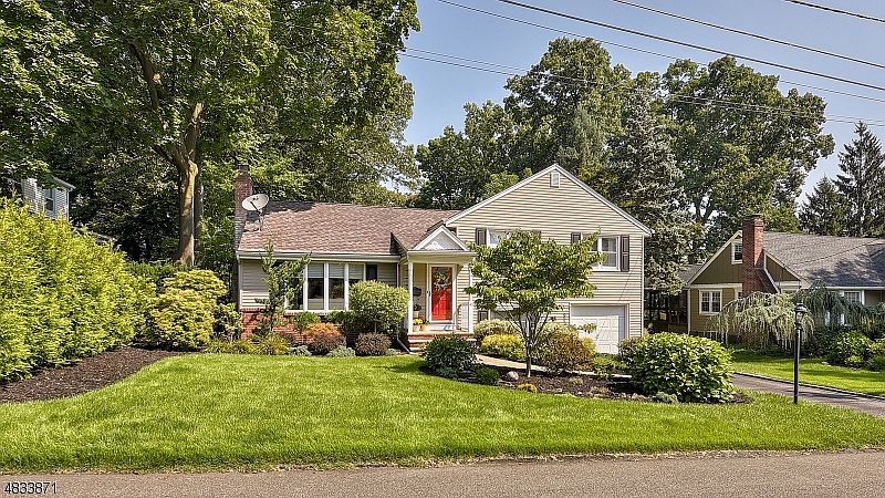 1st image of 40 Hurlbut St