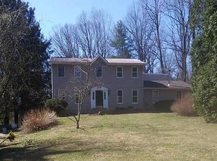 28 Magnolia Ln, Temple, PA 19560