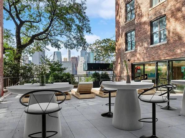 128 Columbia Heights image 16 of 18