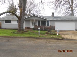 711 S 12th St, Cottage Grove, OR 97424