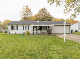 56 Cadet Dr, North Ridgeville, OH 44039