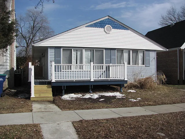 9625 S Troy Ave photo 1