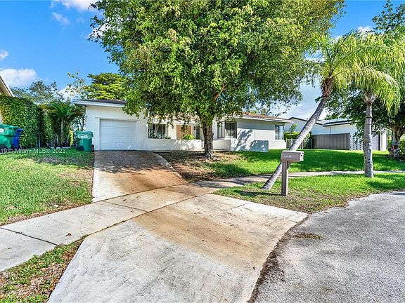 2nd image of 21414 SW 98th Ct