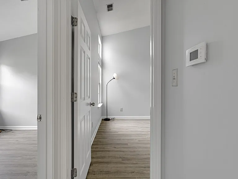 5182 Pin Oak Dr — Photo 16