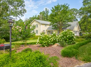 6 Big Rock Rd, Signal Mountain, TN 37377