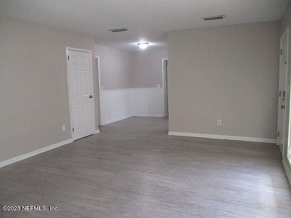 5th image of 2151 BOURGET Drive