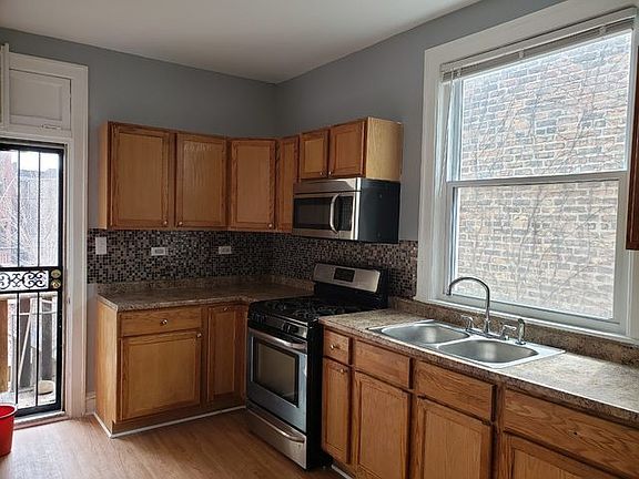 4th image of 7717 S East End Ave