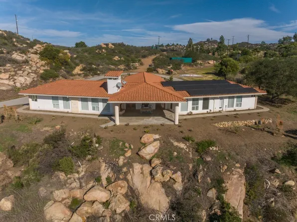 1991 Via Ladera, Fallbrook, CA 92028