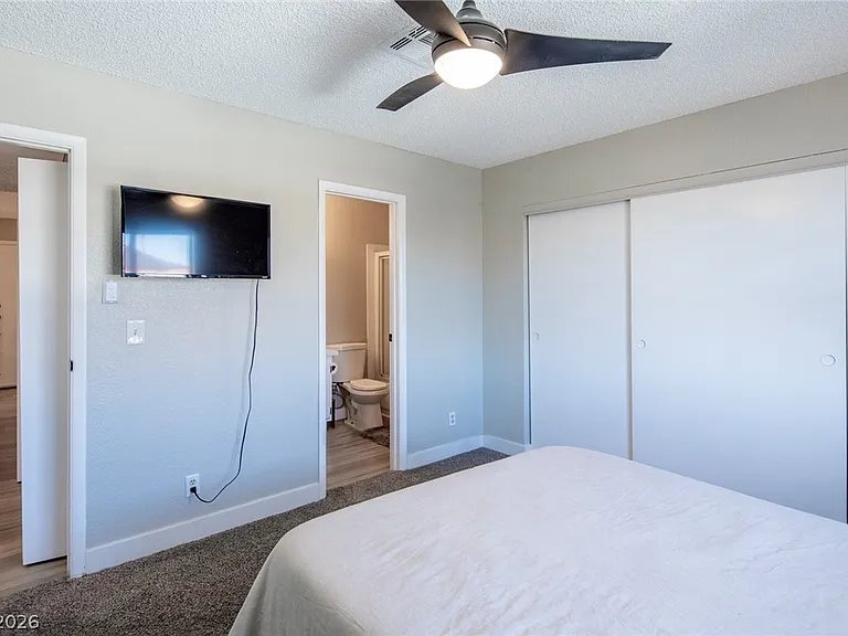 1212 Observation Dr #201 — Photo 12