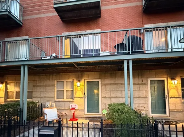 4530 S Woodlawn Ave Unit 1004, Chicago, IL 60653
