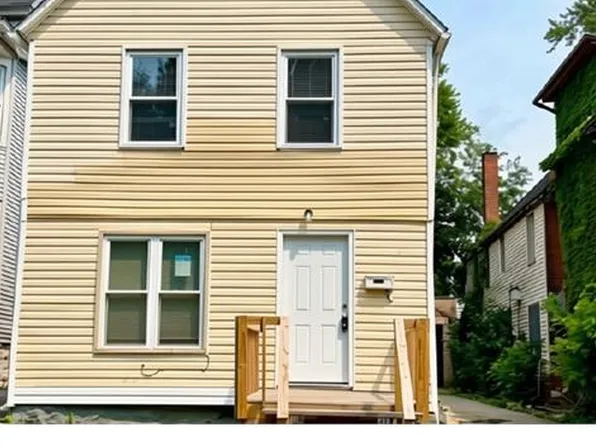 1265 E 99th St, Cleveland, OH 44108