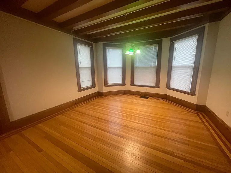 25 Bartlett Ave — Photo 5