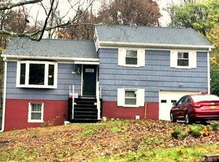3897 Eleanor Dr, Mohegan Lake, NY 10547