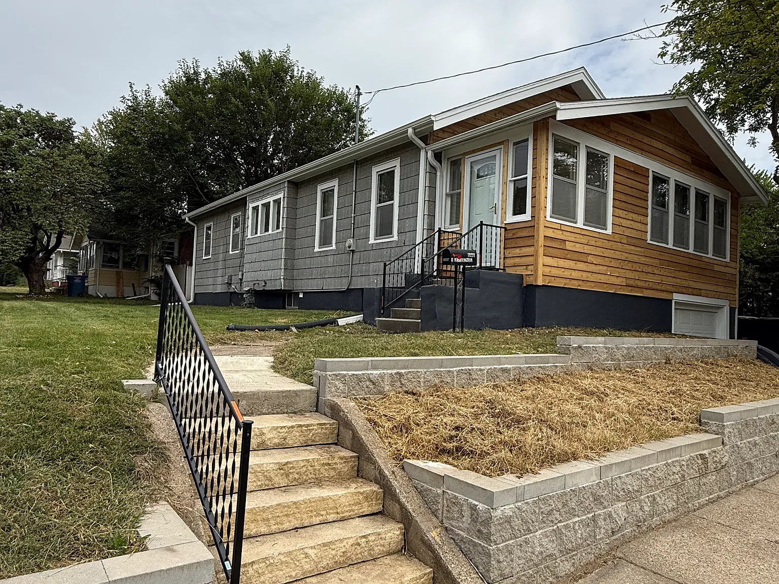 3 bed, 1.5 bath, 1064 sqft, $1,775 — Photo 2