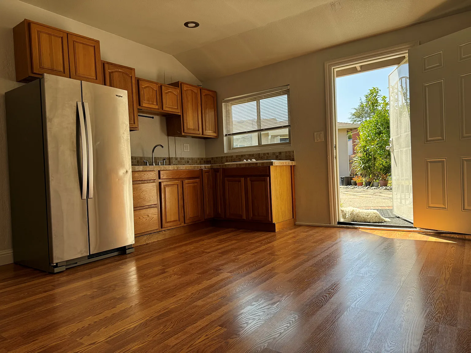 Del Monte Way, San Leandro — Photo 2