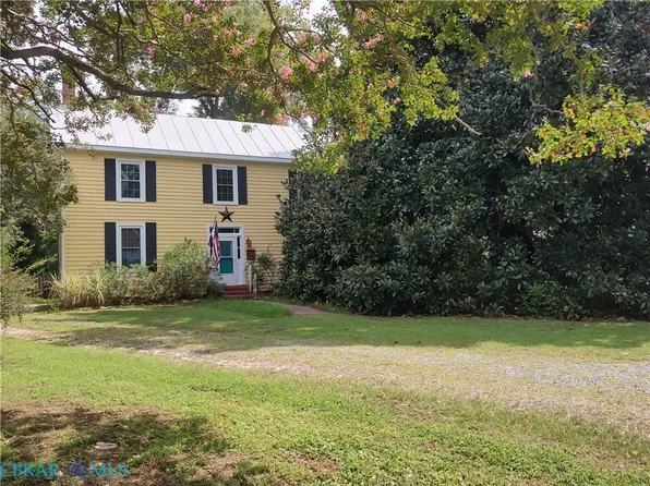 3081 New Point Comfort Hwy, Port Haywood, VA 23138