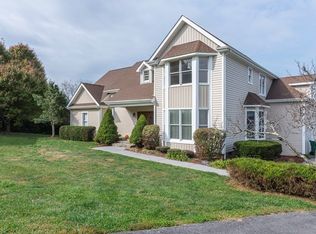 18436 Whites Point Dr, Abingdon, VA 24211