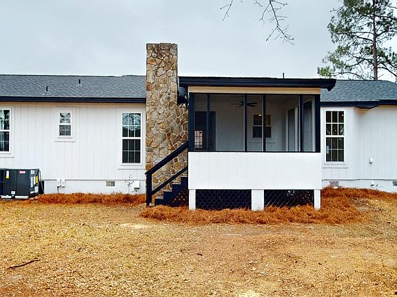 4th image of 1614 Pryor Way
