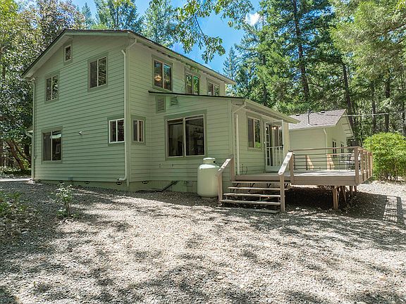 4th image of 8843 Deer Creek Rd