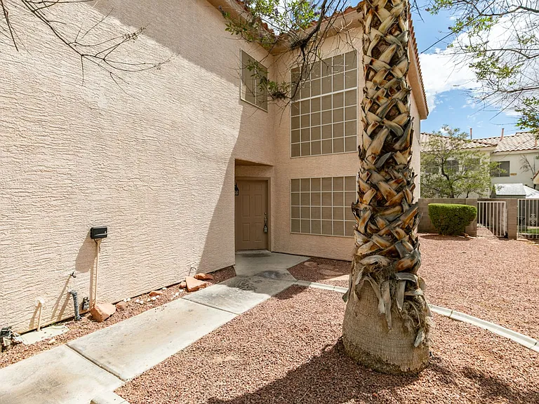 7804 Amulet St — Photo 3