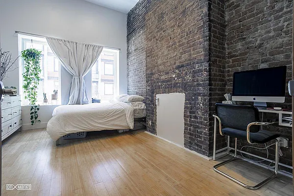 Rented by Corcoran | media 14