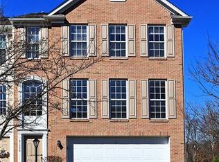 81206 Lost Valley Dr #1206, Mars, PA 16046