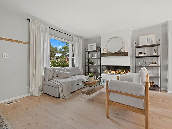 5th image of 1300 Almaden Ln
