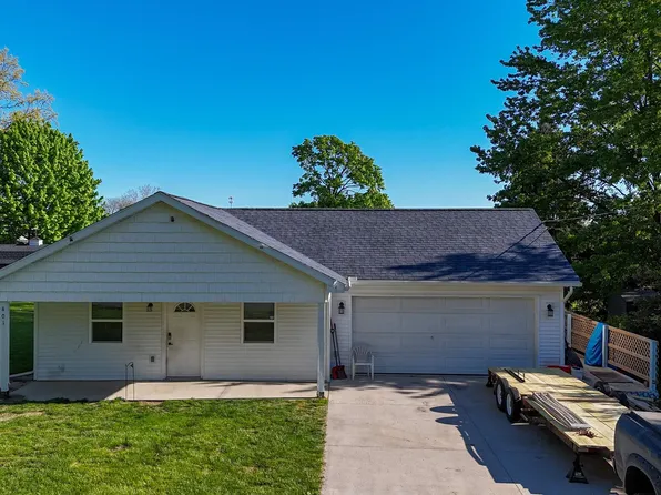 401 Barber St, Ithaca, MI 48847