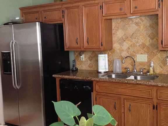 4th image of 7910 Gironde Dr