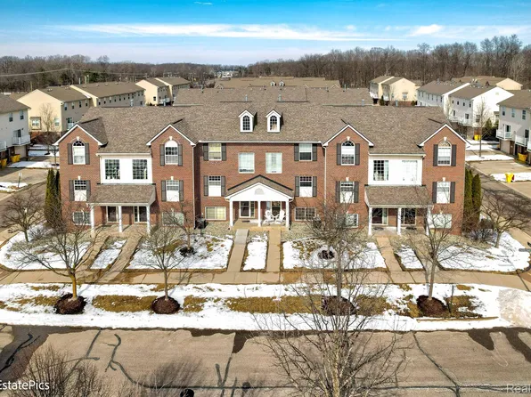 3014 Orinoco Ln, Ypsilanti, MI 48197