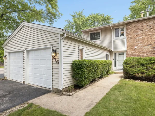 216 Douglass Way, Bolingbrook, IL 60440