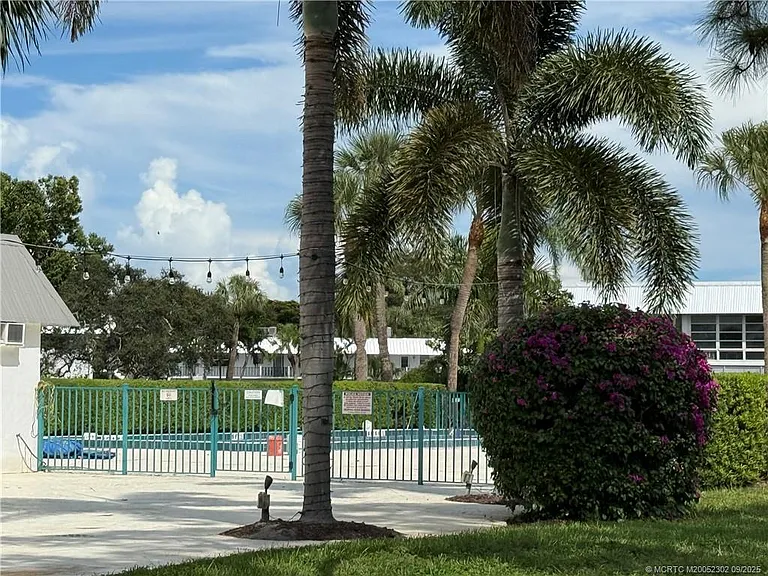 2929 SE Ocean Blvd #8 — Photo 22