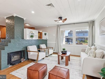 11 Crimson King Ln, Levittown, PA, 19055