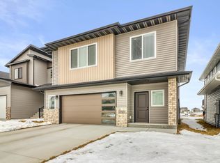 2730 12th St W, West Fargo, ND 58078