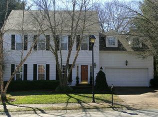 4913 Stonemeade Dr, Nashville, TN 37221