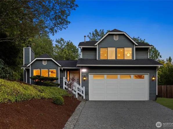 1111 S 27th Place, Renton, WA 98055