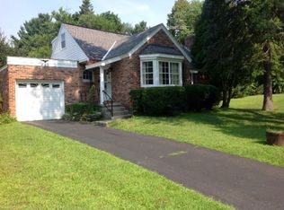 243 Eastholm Rd, Schenectady, NY 12304