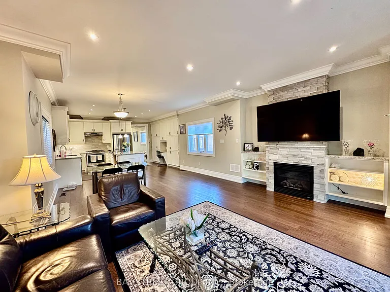 1033 Shaw Dr — Photo 14