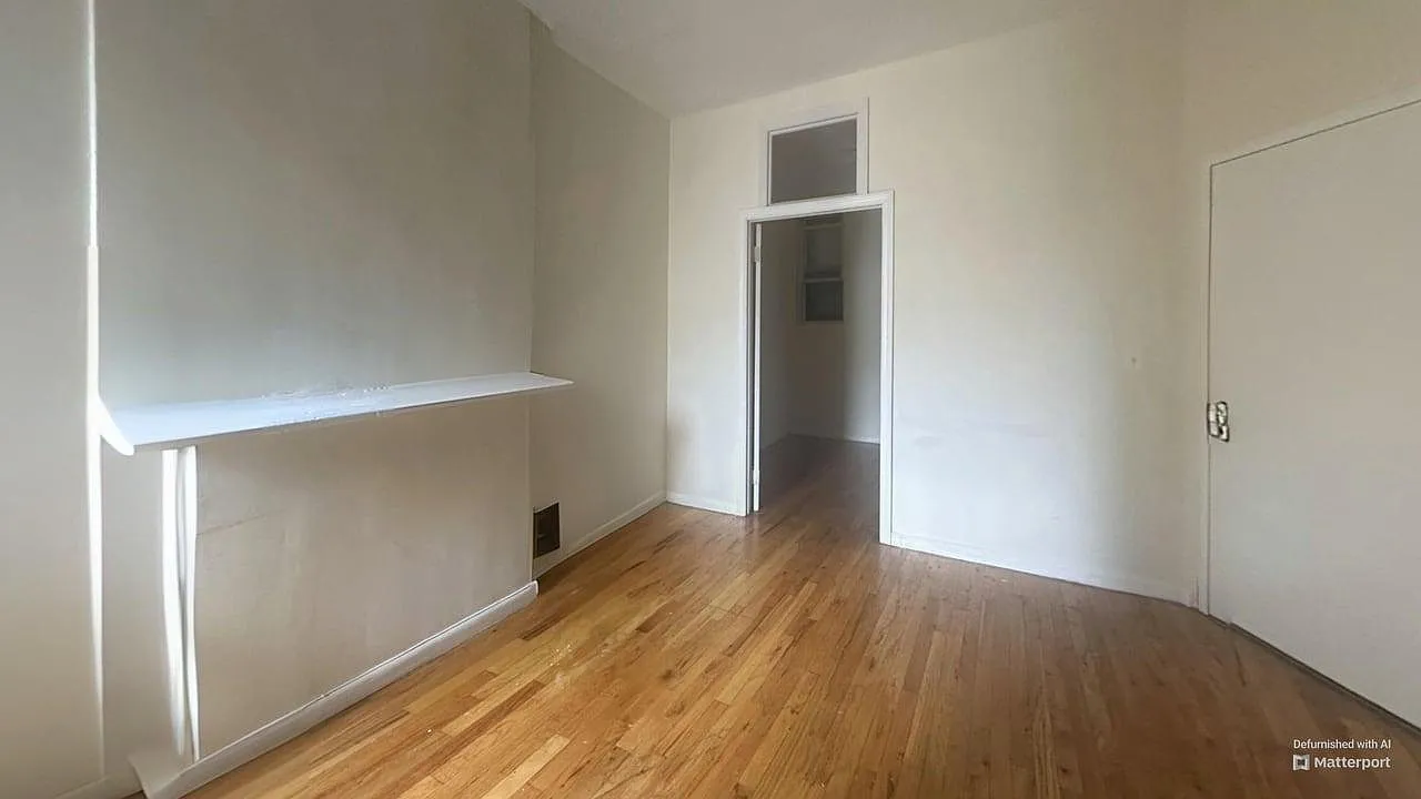 876 Greene Avenue — Photo 4